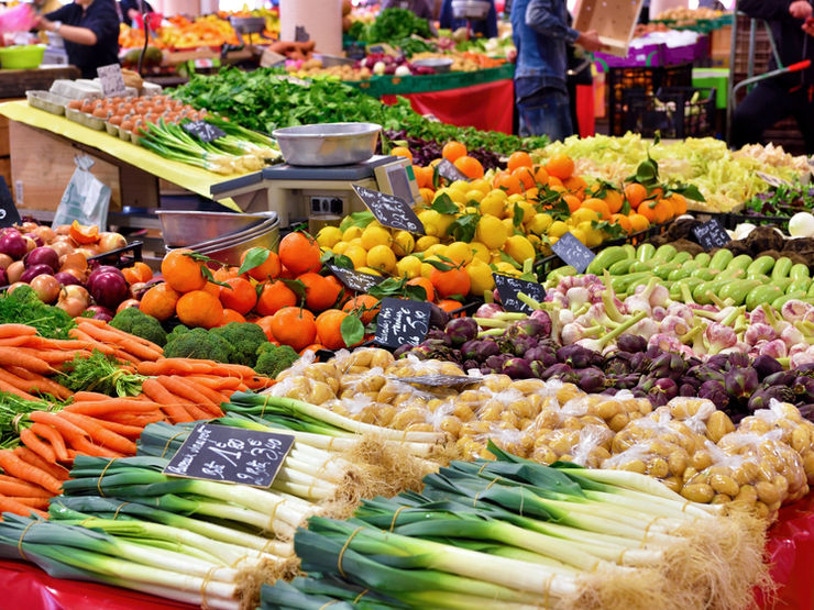 10 alimente pe care să le ai în frigider vara aceasta